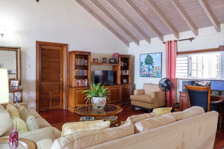 23-Library-Upstairs-scaled.jpg27