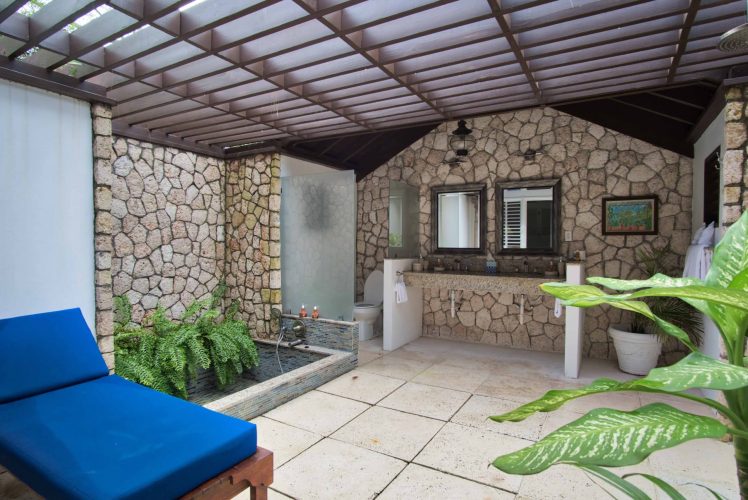 43-Outdoor-Cottage-bathroom-scaled.jpg35