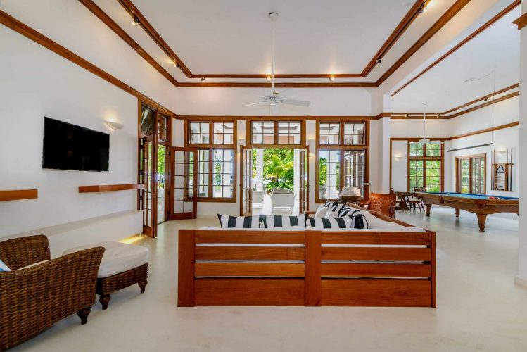 Almond-villa-idle-awhile-2