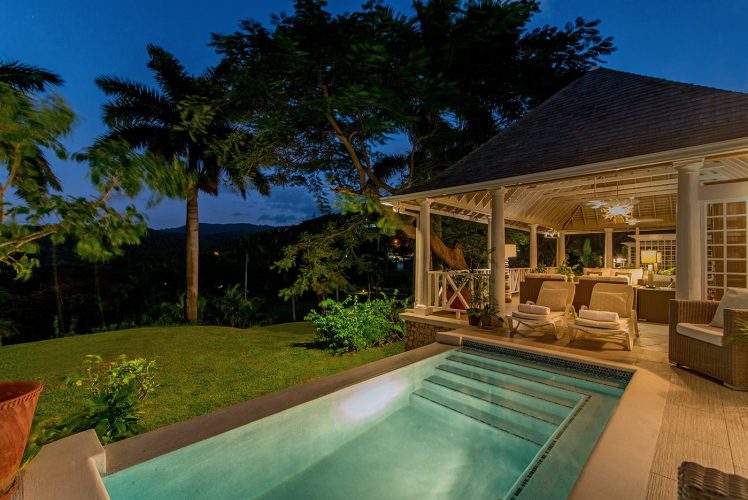 Camelot-Pool-NL-17-02