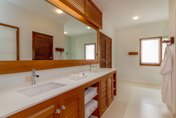 Cottonwood-IDLE-AWHILE-11