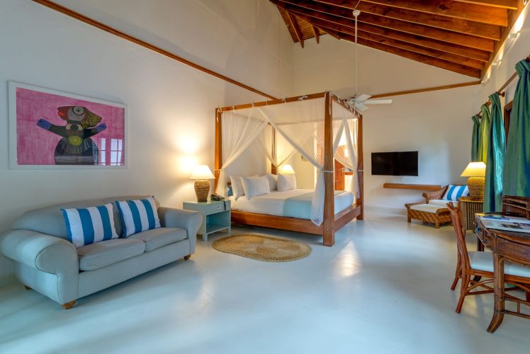 Naseberry-IDLE-AWHILE-9