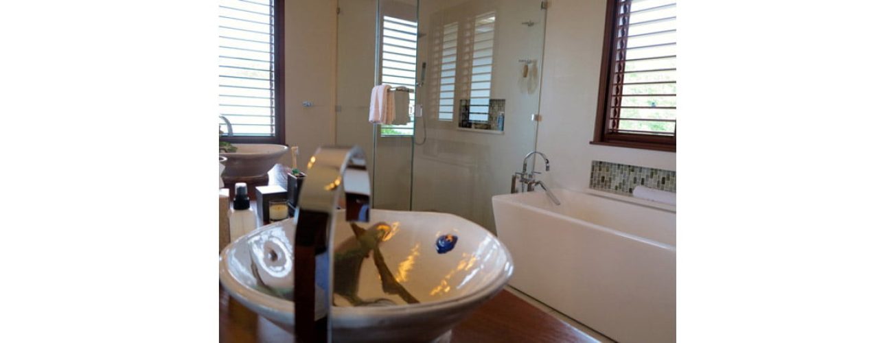 Rivendell_bathroom_lg