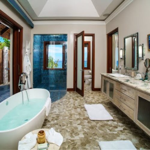 thumbs_Aqua-Bay-Atlantis-bathroom