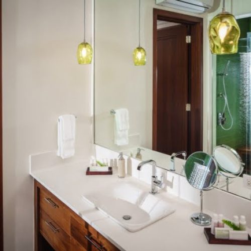 thumbs_Aqua-Bay-San-Diego-Bathroom